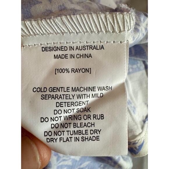 NWT Blue & White Floral Dress | Lightweight Mid-Sleeve Midi, Size Medium - Picture 7 of 8